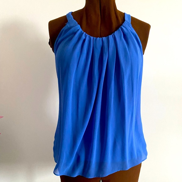 💙BANANA REPUBLIC 💙Blue Sleeveless blouse in Large! Like new condition! - Picture 5 of 11